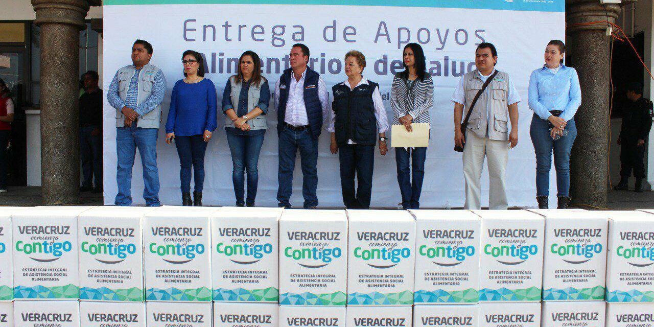 Ante cientos de beneficiarios de VCC Toño Aguilar aseguró ir de frente para abatir la marginación en Tuxpan: Tuxpan