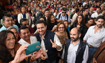 El cambio que juntos conseguimos debe consolidarse, la verdadera transformación de Veracruz apenas está comenzando”. – Miguel Ángel Yunes Márquez, precandidato del PAN  a la gubernatura de Veracruz: Estado