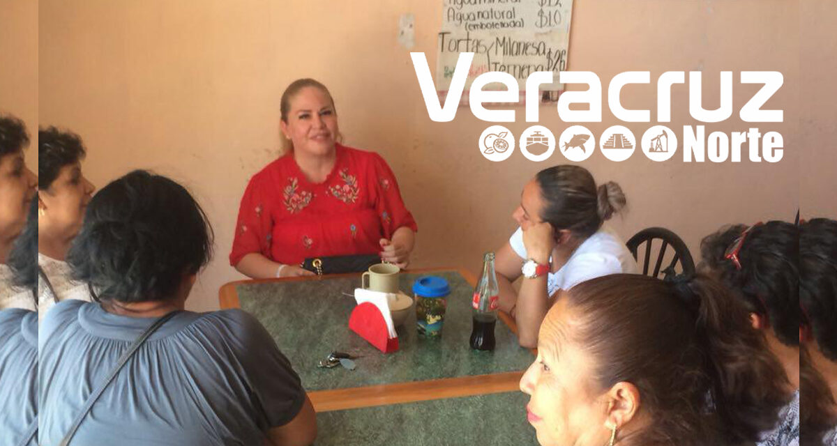 Candidata del PRI por el Distrito 01 aprovecha entrega de apoyos de PROSPERA