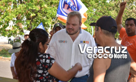 Sergio Gil Camina La Reserva, Encuentra Muchas Calles Sin Drenaje, Pavimento Y Alumbrado
