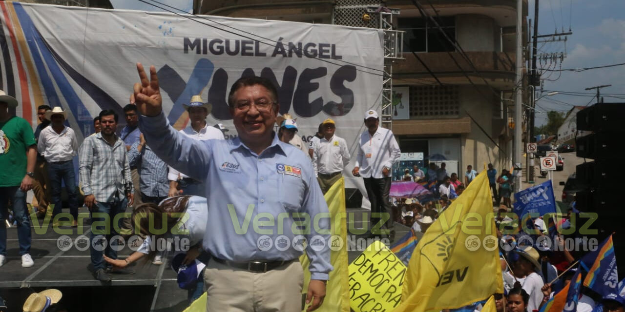 Veracruz requiere de liderazgo: Yunes Márquez