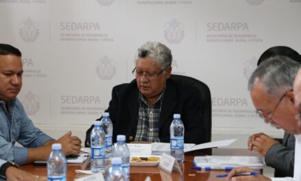 Encabeza Joaquín Guzmán la sesión extraordinaria del FIVERFAP