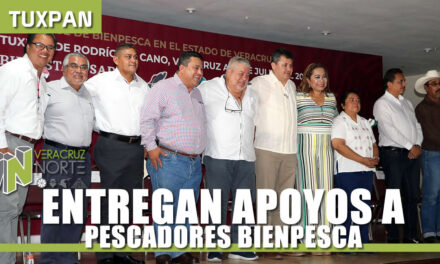 ENTREGAN APOYOS A PESCADORES BIENPESCA