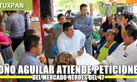 Toño Aguilar atiende peticiones del Mercado Héroes del 47