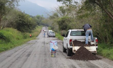 Chontla: Rehabilitación de vialidades