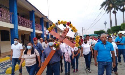 Citlaltépetl: Celebración del Día de la Santa Cruz
