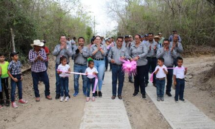 Ozuluama: sexto rodamiento de concreto hidráulico inaugurado