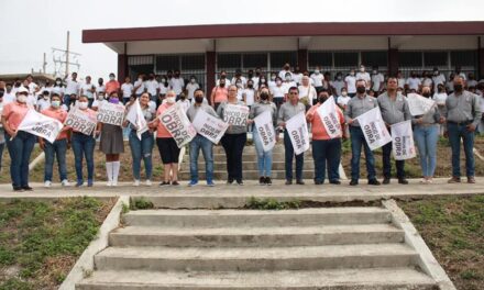 Ozuluama: Banderazo del inicio de la electrificación en institución educativa