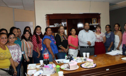 Coatzintla: Agradecimiento a las madres que realizaron su jornada de trabajo